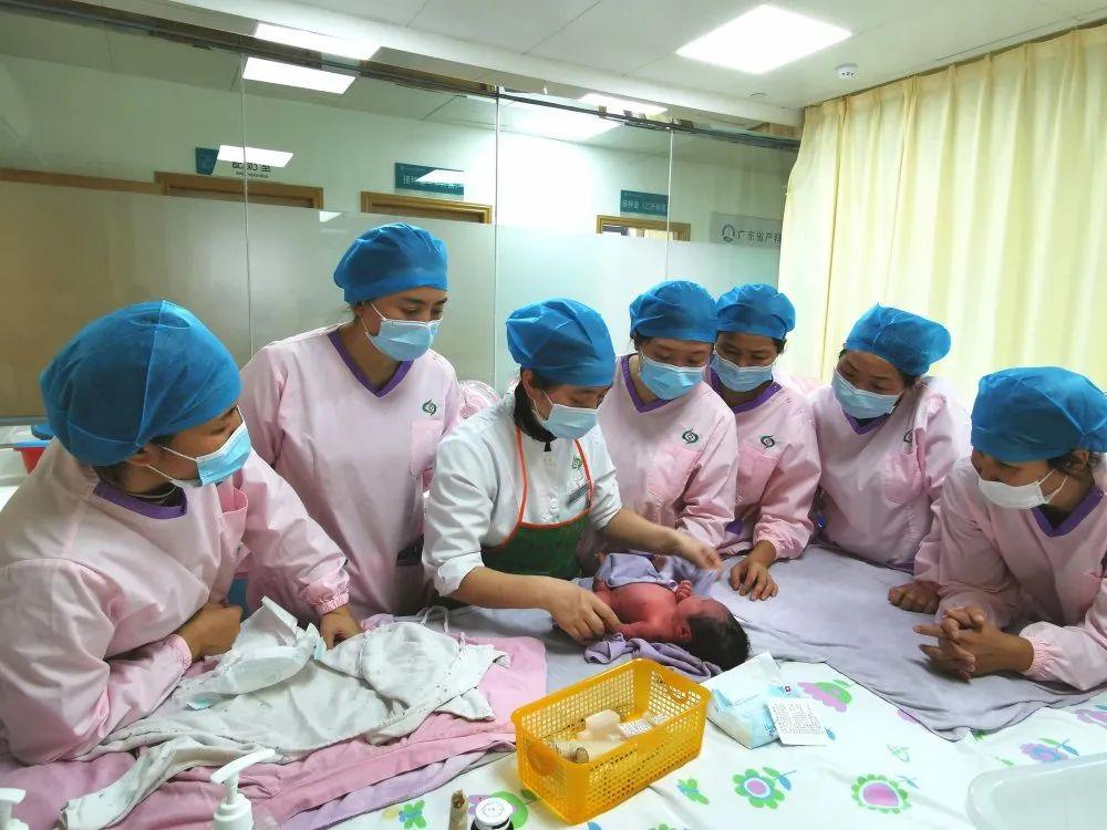萍乡妇婴监护型护送